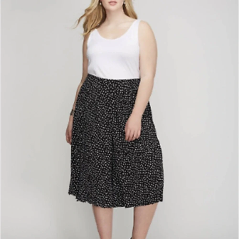 Lane Bryant black polka dot pleated skirt size‎ 16 artsy quirky business casual